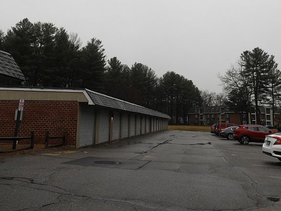 5th image of 6 Knightsbridge Dr Unit J-101