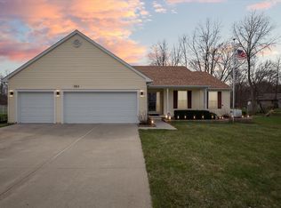 385 Saddlevalley Ct, Linden, MI 48451