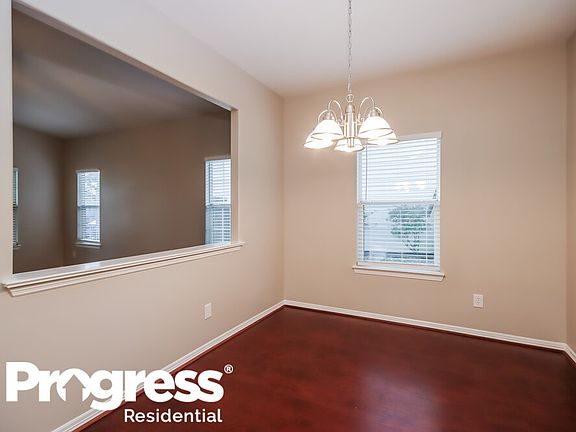 5th image of 21227 Peachvine Ln