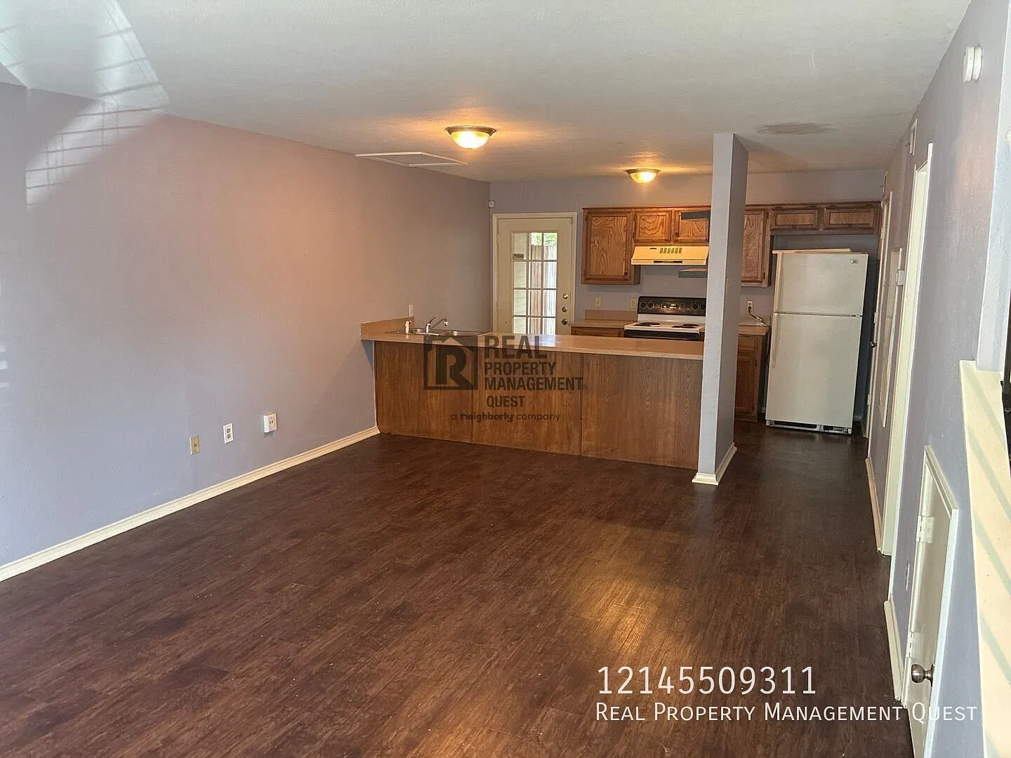 Cozy 2 Bedroom — Photo 4
