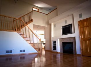 9800 Belmont Ln, Eden Prairie, MN 55347