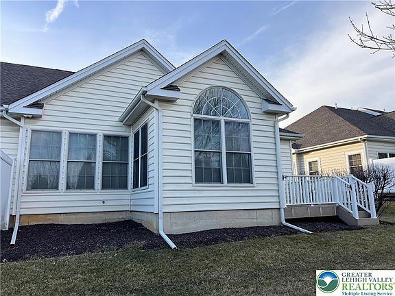 4th image of 6960 Constitution Dr