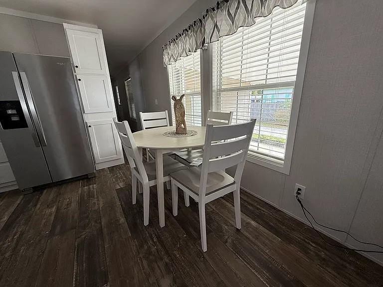 6702 Lakewood Dr #124 — Photo 6