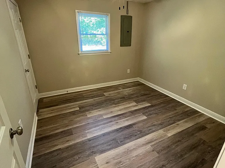 156 Locust Trl — Photo 8