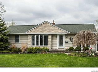 72 Dale Dr, Tonawanda, NY 14150