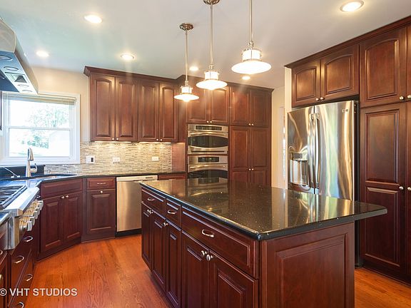 4th image of 1252 N Arbor Ln