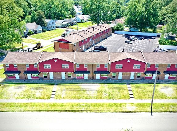 2nd image of 20 Berwyck Dr