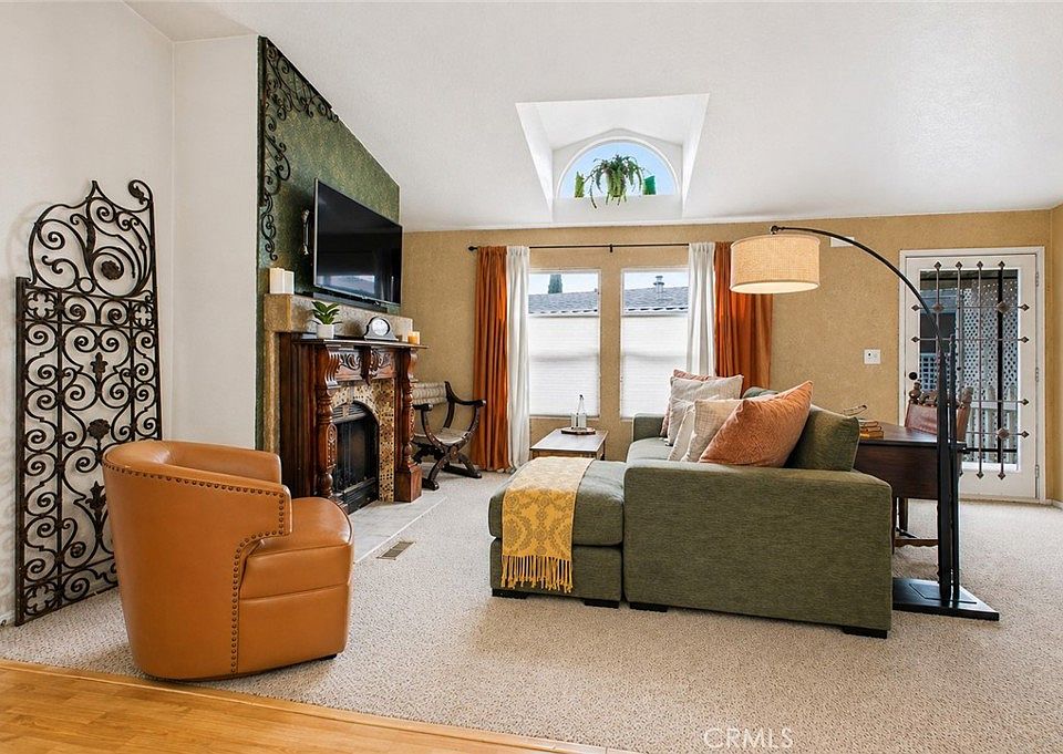 1st image of 4201 Topanga Canyon Blvd Space 106