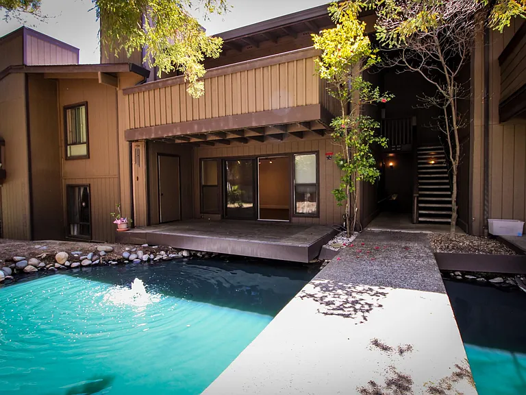 2408 Larkspur Ln #247 — Photo 20