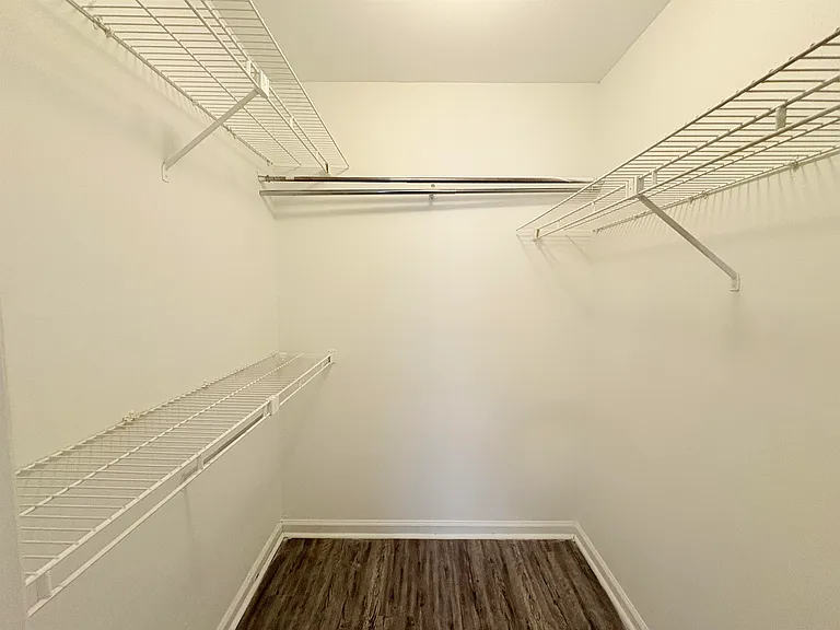 3910 Gaffney Loop — Photo 13
