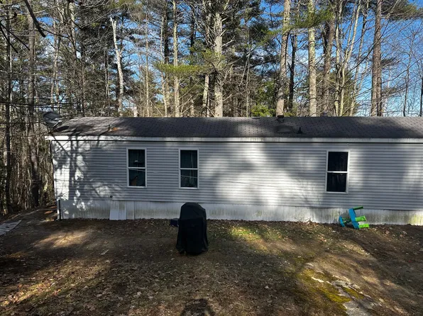 517 Hollis Rd, Hollis Center, ME 04042
