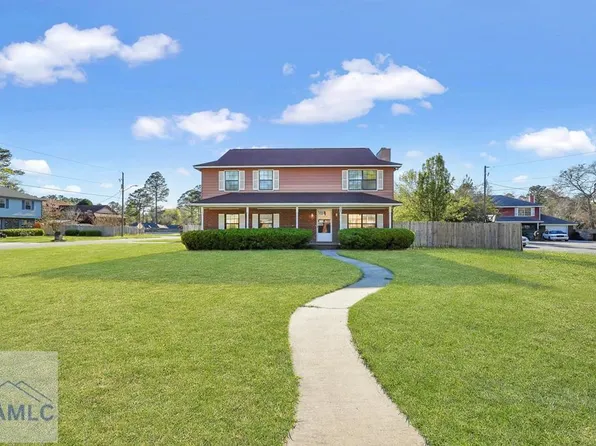 725 Charlotte Ct, Hinesville, GA 31313