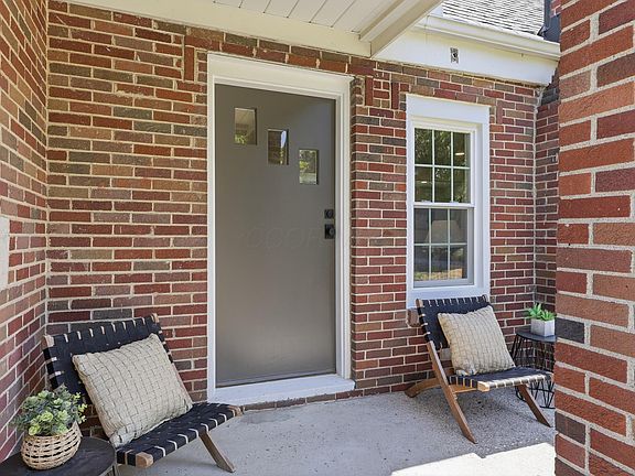 3rd image of 4146 Maize Rd