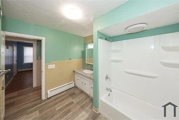3 bed, 1150 sqft, $2,250 — Photo 3