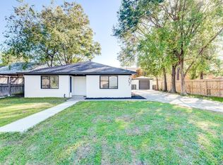 207 Betral St #B, Houston, TX 77022