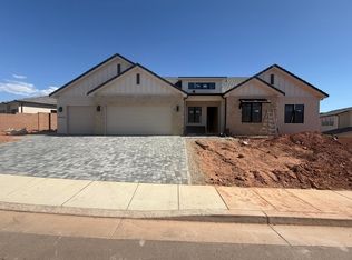 1948 N Rimview Dr, Washington, UT 84780