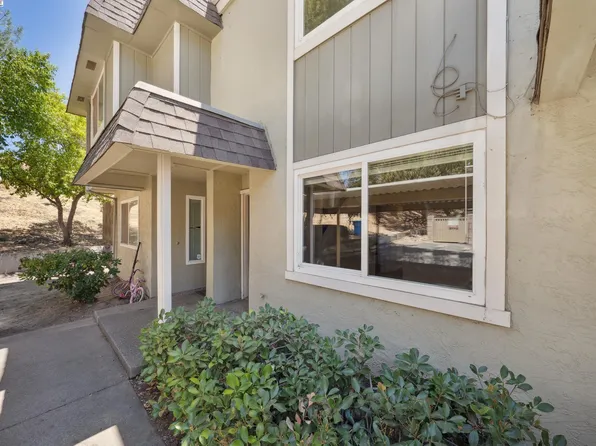 1336 Callen St APT D, Vacaville, CA 95688