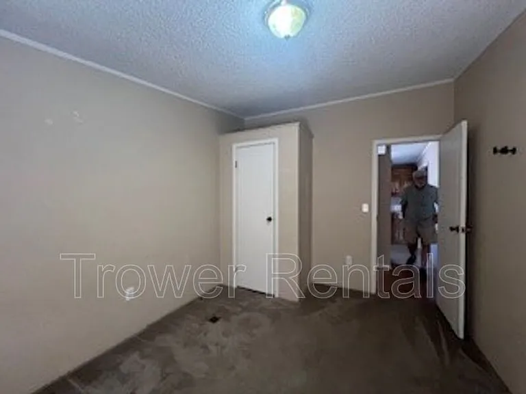 5153 N Moss Ave — Photo 18