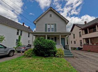 19 6th Ave, Gloversville, NY 12078