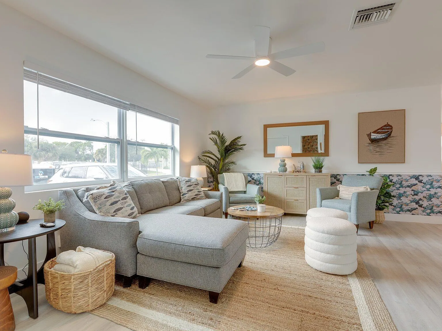 2 bed, 1.0 bath, 840 sqft, $3,500 — Photo 2