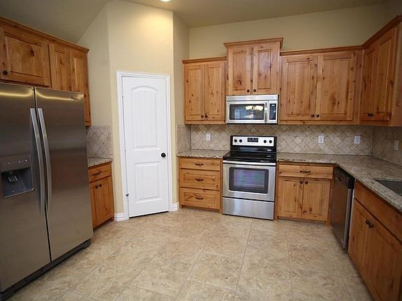 2nd image of 141 Whitetail Dr