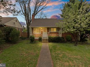 2001 N Greenbrier St, Arlington, VA