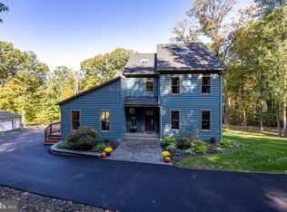 95 Edgewood Dr, Boyertown, PA 19512