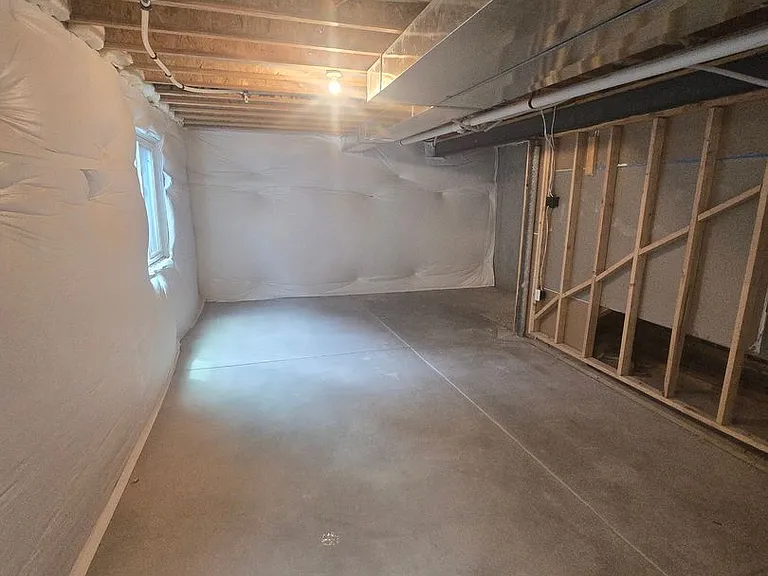 2421 Ridge Top Dr #5 — Photo 16