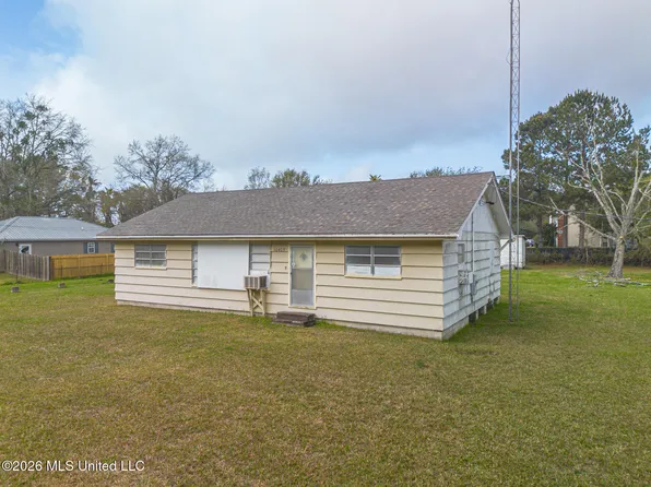 10403 Gorenflo Rd, Diberville, MS 39540