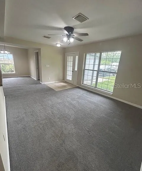 106 Garrison Dr — Photo 3