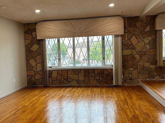 3rd image of 59 Adlai Cir #1