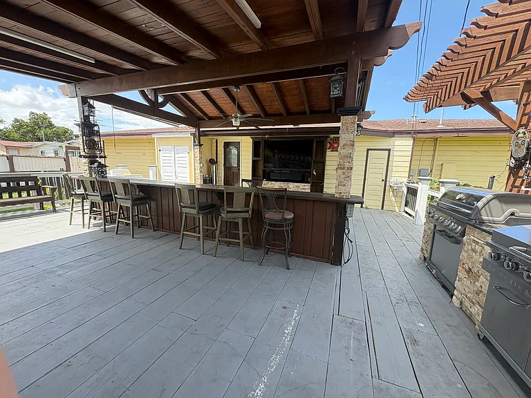 3315 Gollihar Rd — Photo 32