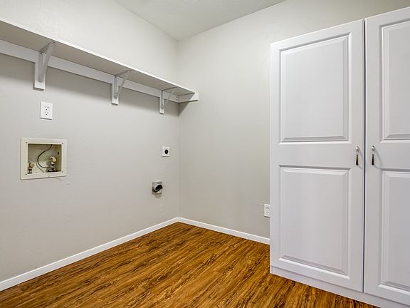 4th image of 1113 San Antonio Ct