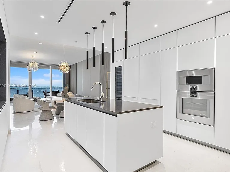 300 Biscayne Boulevard Way #1803 — Photo 33