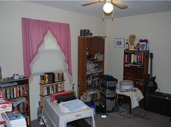 3rd image of 4903 Cutnek Ct