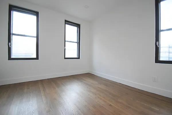 Rented by Skyward | media 30