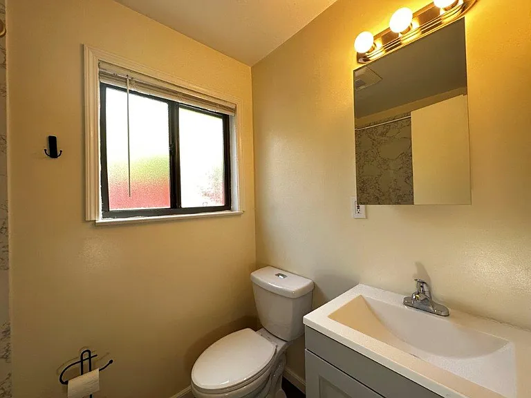 1618 Milvia Street — Photo 16