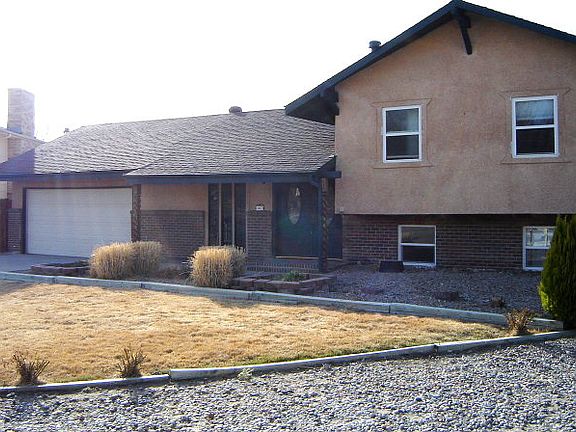 2nd image of 12 Bellflower Ct