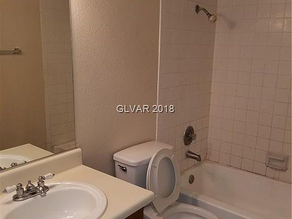 5th image of 2706 Jennydiane Dr