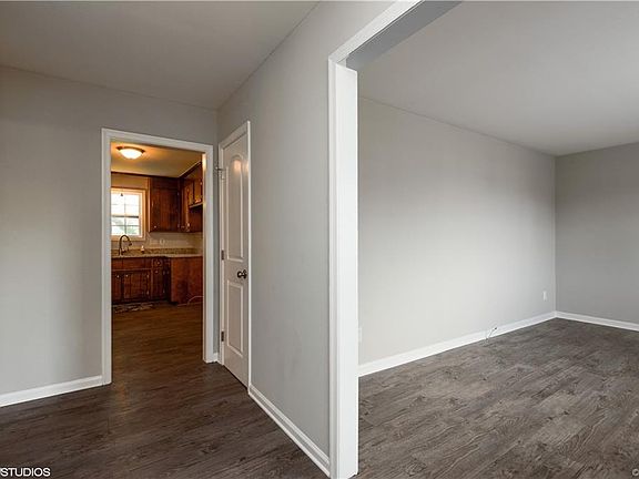 4th image of 3805 Kippax Dr