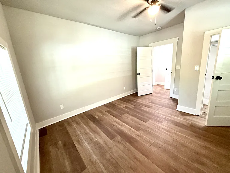 721 Roff St NE — Photo 10