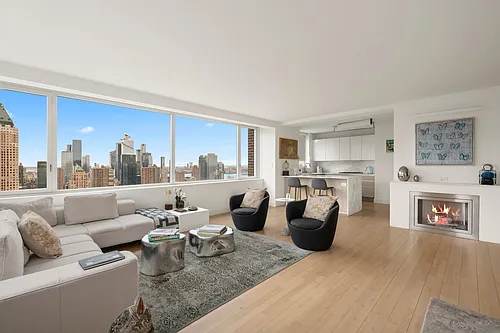 322 W 57th St Photo 1