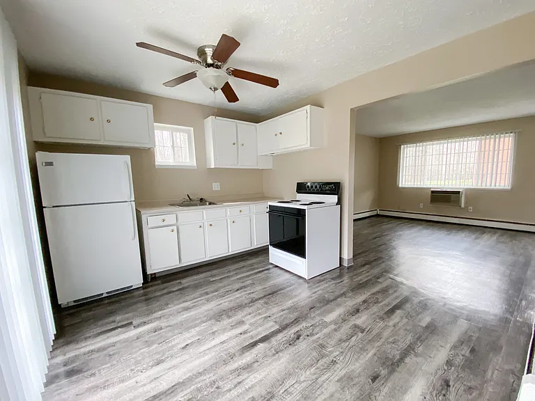 3 Bed Townhouse - Kitchen