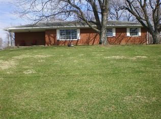 1532 Crest Dr, Springfield, OH 45502