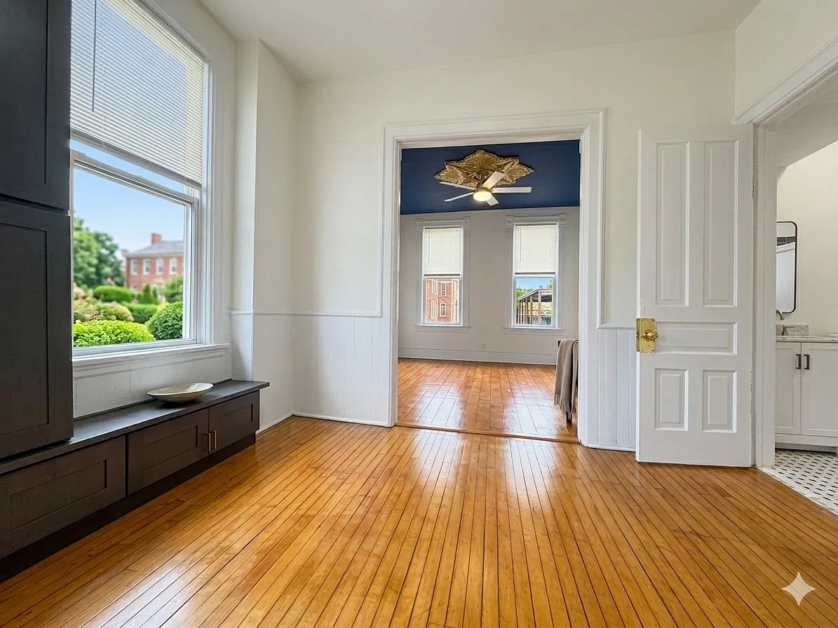 2 bed, 700 sqft, $2,375 — Photo 4