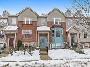 1635 Station Park Dr, Grayslake, IL 60030