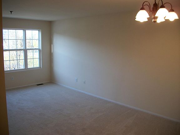 2nd image of 133 Emerald Chase Dr
