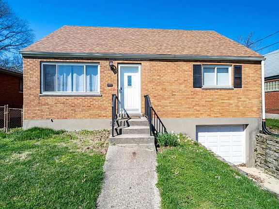 2nd image of 8345 Bobolink Dr