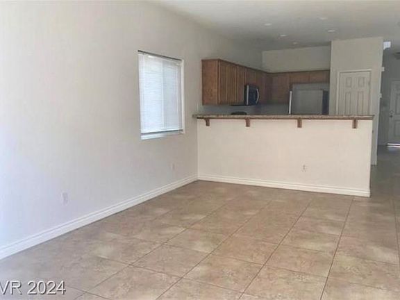 4th image of 6125 Blue Luna St