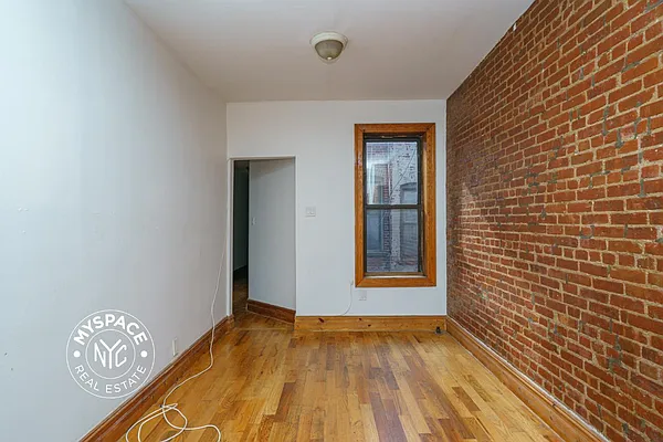 Rented by MySpaceNYC | media 14
